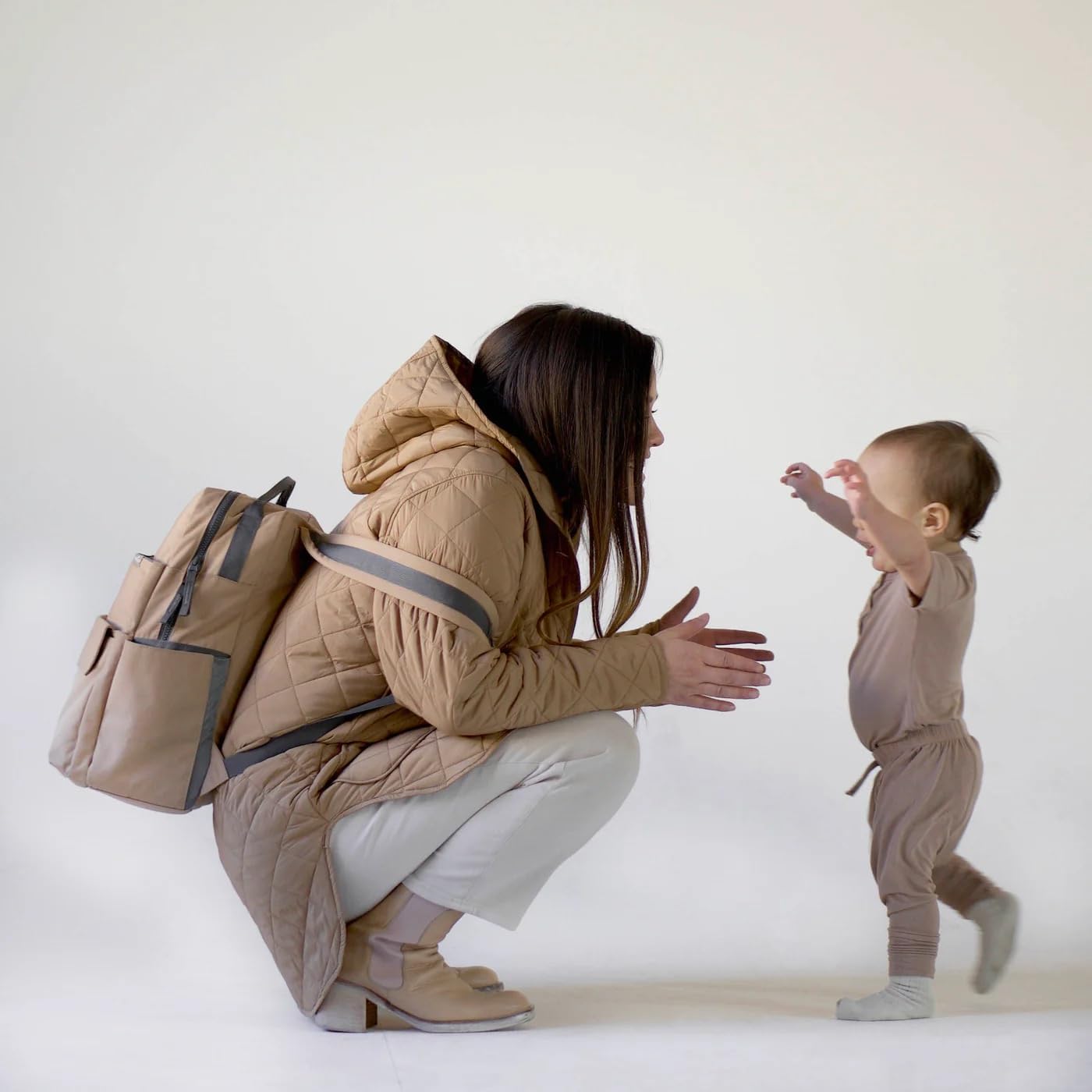 Roo Lightweight 1 LB Diaper Bag Backpack | 11 Organizational Pockets| Durable & Water-Resistant (Toffee)