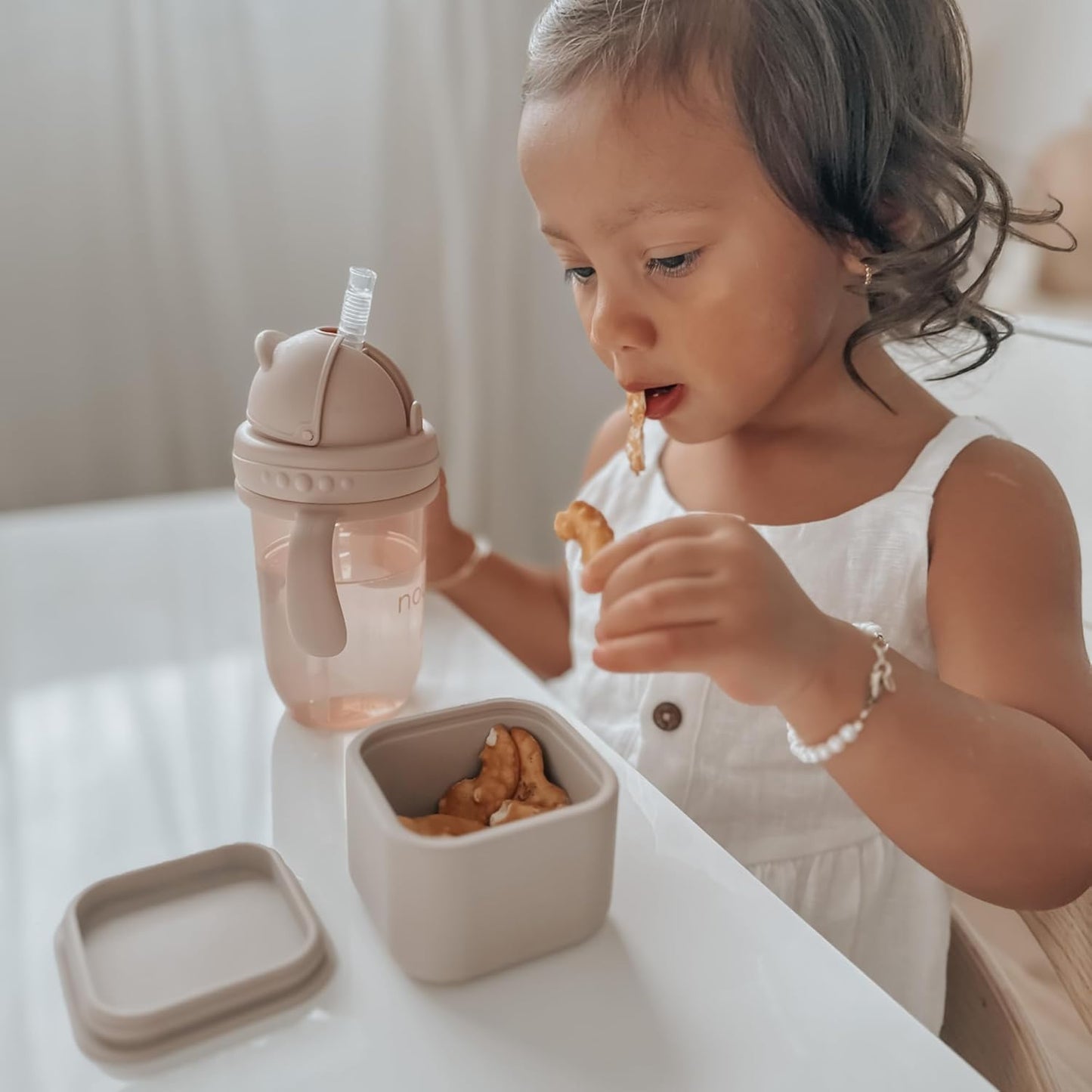 Nouka Snack Container 2-Pack | Snack | Food Grade Silicone with Sealed Compartment | Wave/Deep Ocean