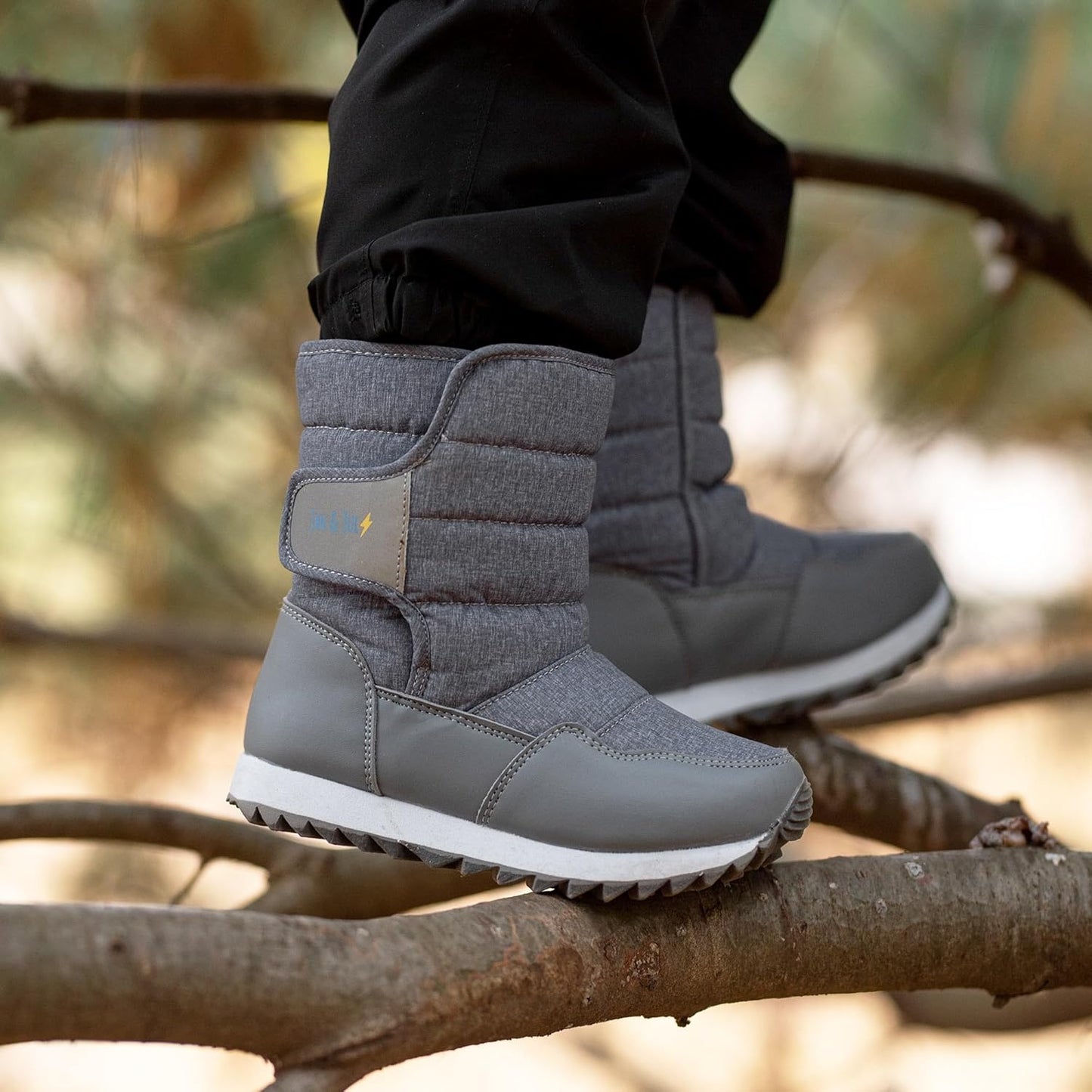 Toasty-Dry Puffy Winter Boots for Toddlers and Kids