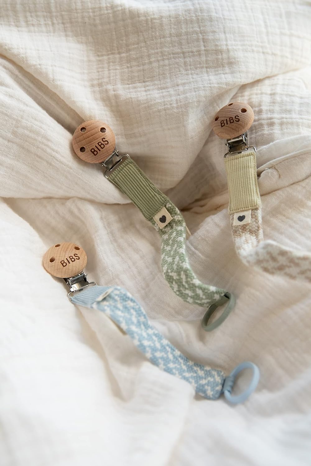 Pacifier Clip - Dark Oak/Vanilla