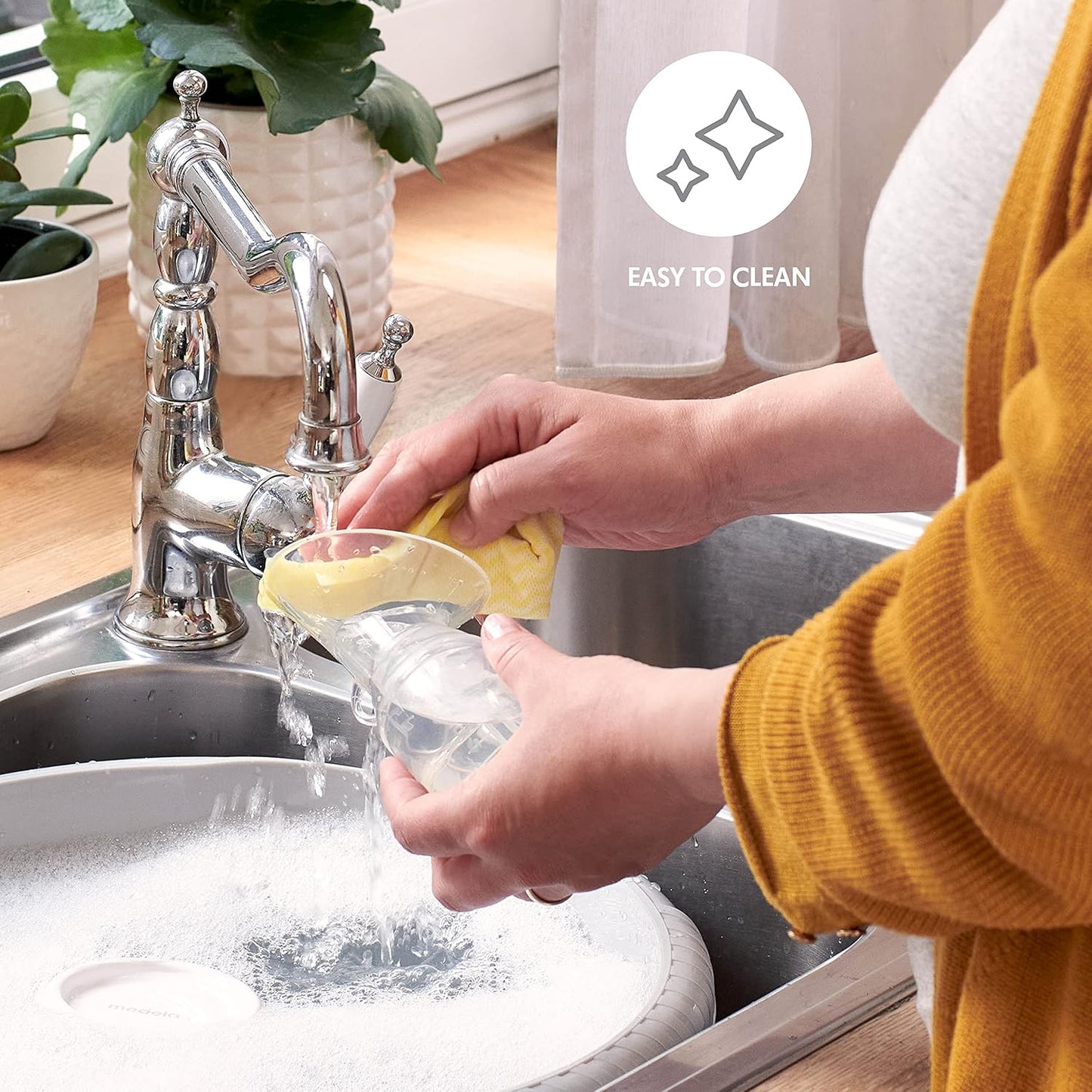 Silicone Breast Milk Collector, Milk Saver with Spill-Resistant Stopper, Suction Base and Lanyard, 3.4 Oz/100 Ml