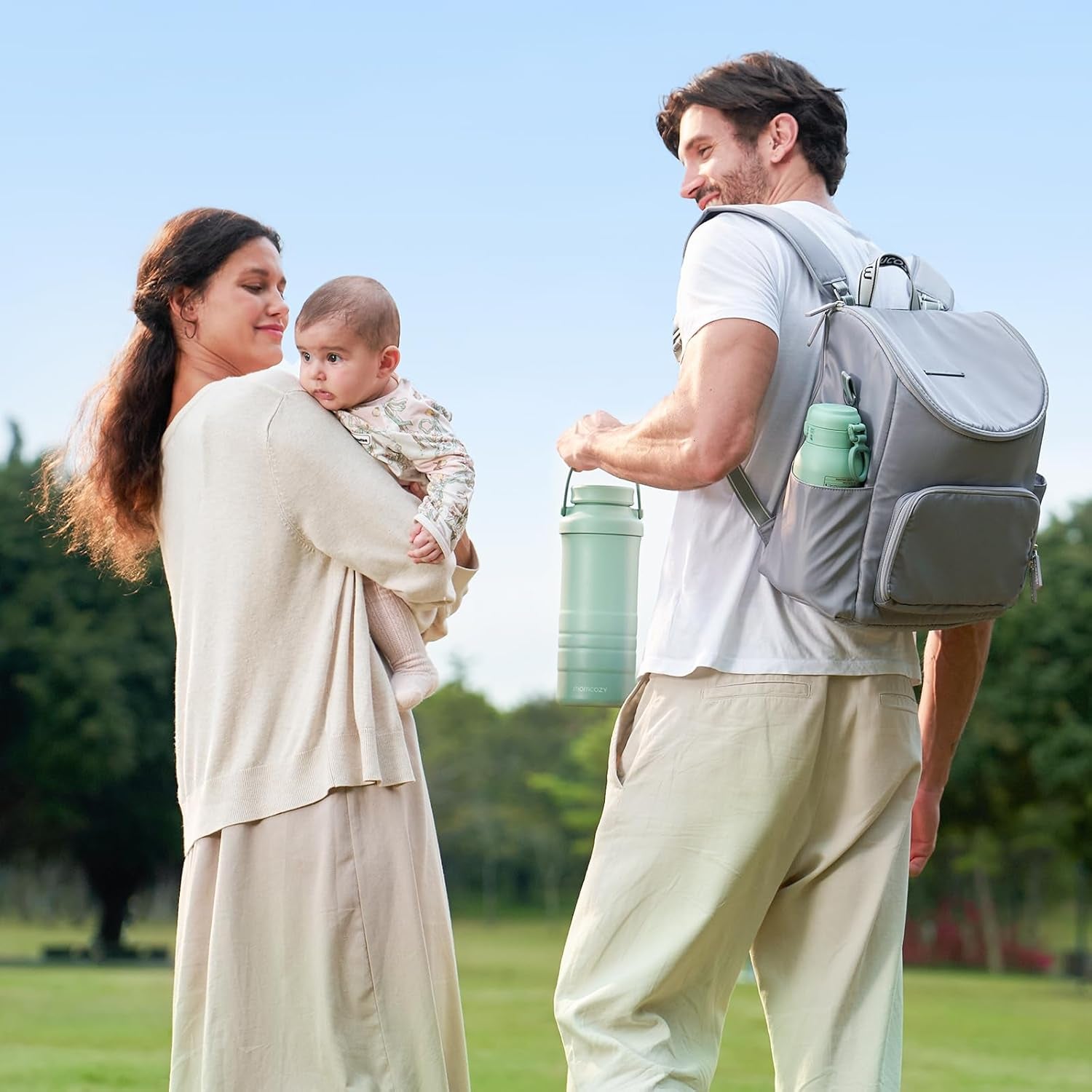 22Oz Portable Breast Milk Cooler for Outdoor, 360°Total Cooling for 24Hours, Larger Capacity Travel Breastmilk Chiller with 2Pcs Baby Bottles for Breastmilk Storage, Breastfeeding Essentials