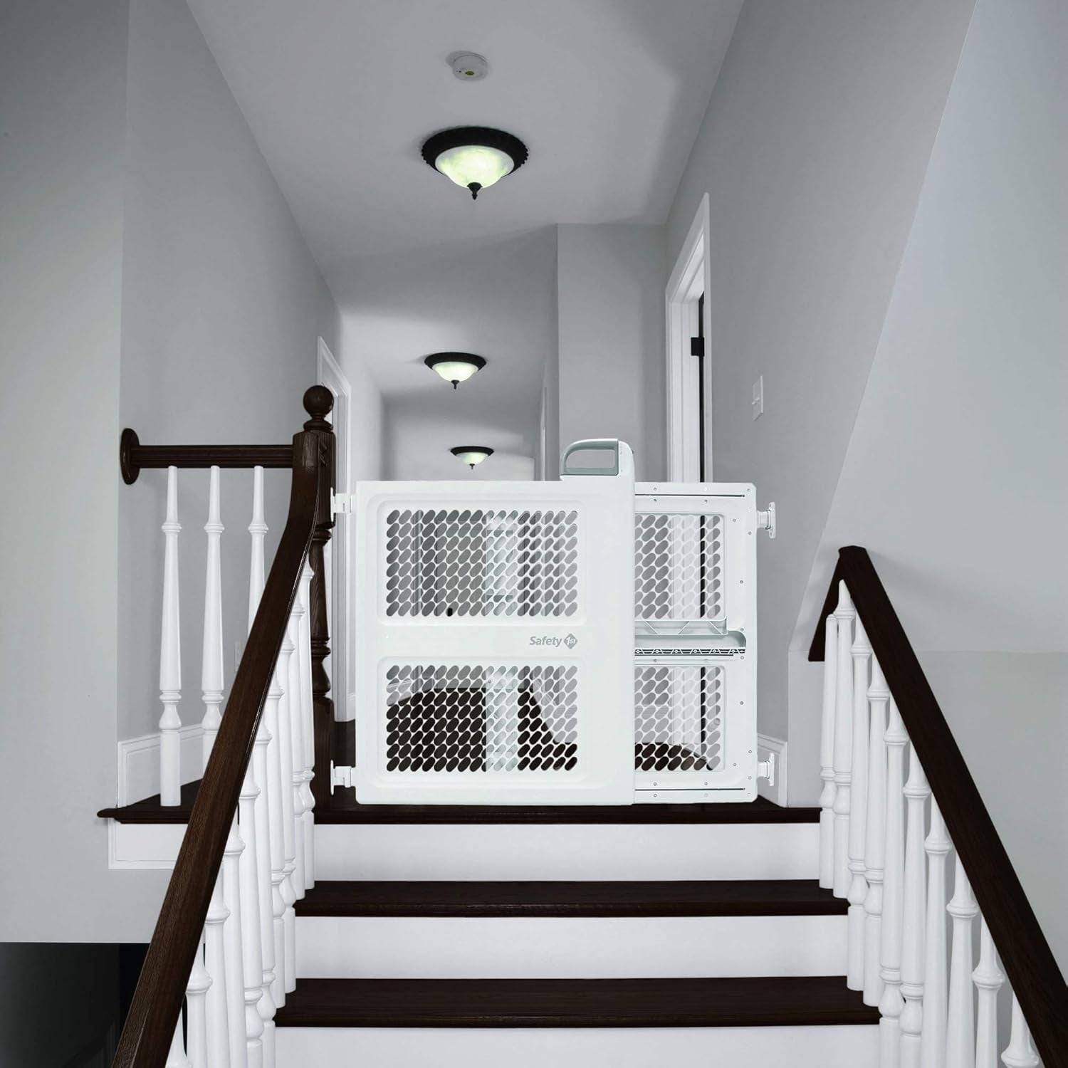 Lift, Lock and Swing Gate - Pressure or Hardware Installed, Fits Spaces between 28" and 42" Wide, 28" Tall, White