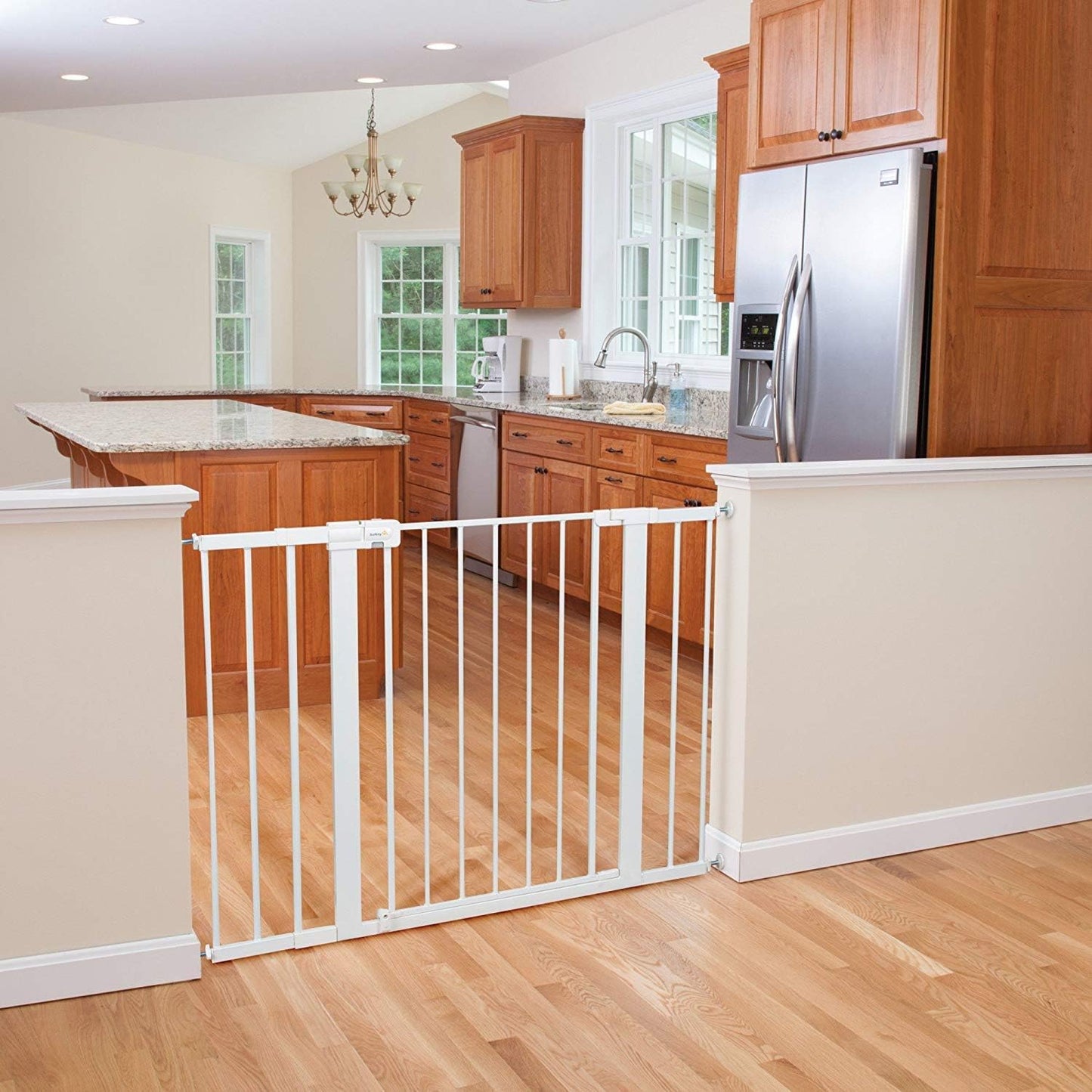 Tall and Wide Easy Install Gate- White