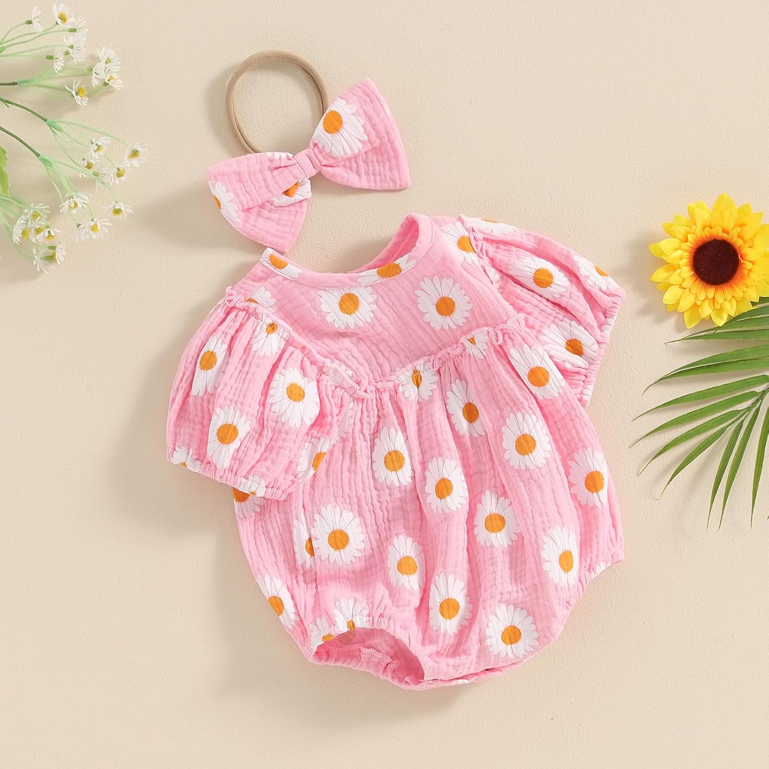 Baby Girl Bubble Romper Cotton Blend Cute Daisy Print round Neck Bodysuits Newborn Girl Summer Outfits