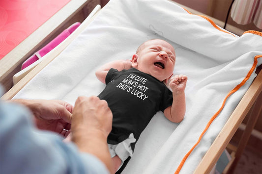 I'M Cute Mom'S Hot Dad'S Lucky - Funny Romper for New Parents -Infant Baby Bodysuit