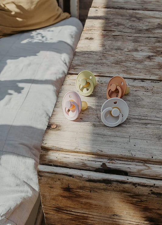 Pacifiers - Set of 2 | Colour Pacifier with Symmetrical Nipple | Bpa-Free Natural Rubber | Made in Denmark | Sand/Iron | Size 0-6 Months