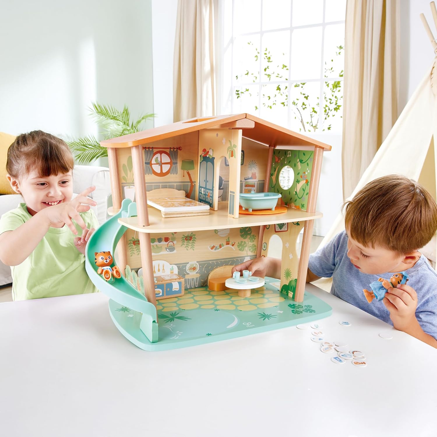 - Tigers'' Jungle House