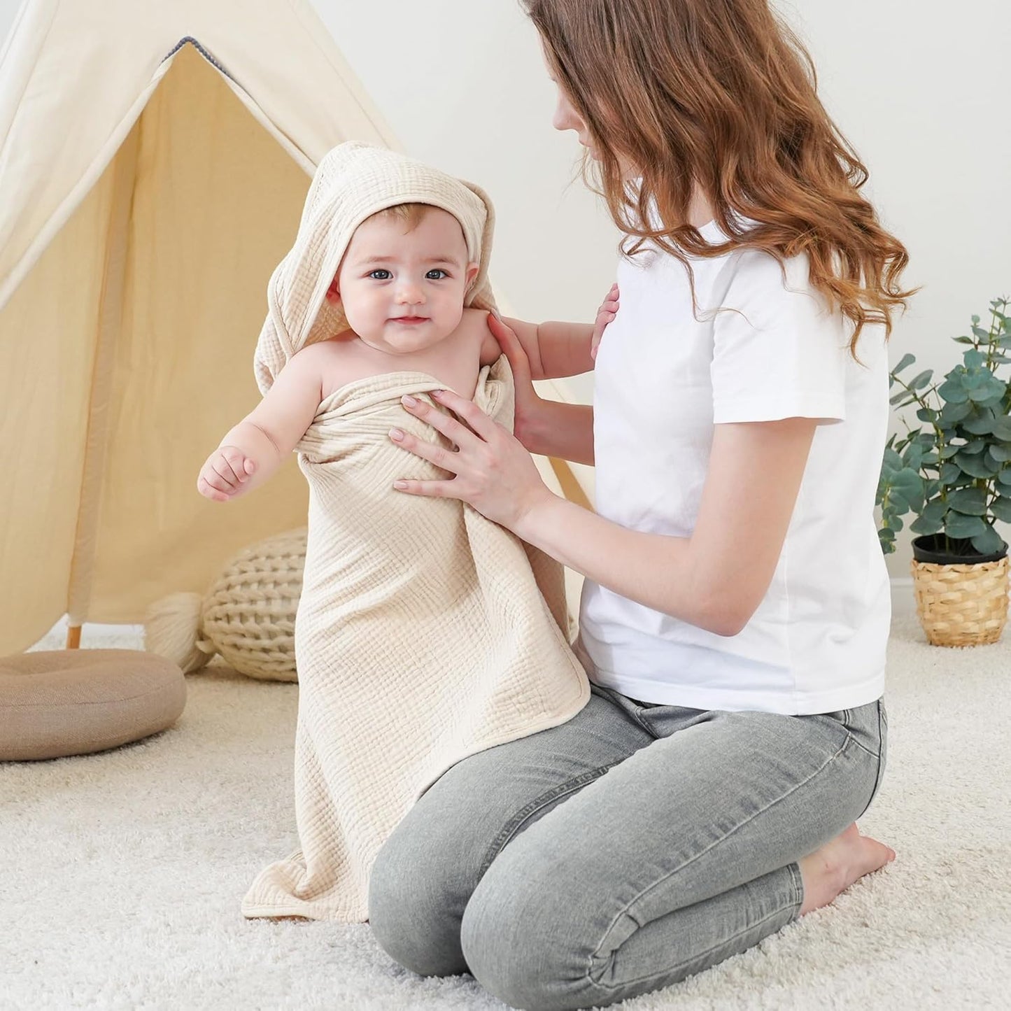 Muslin Baby Bath Towels 100% Cotton Baby Hooded Bathing Towels for Newborn Unisex Baby Boys Girls Infants Toddlers & Kids - 30X30In 2Pack (Cream Star)