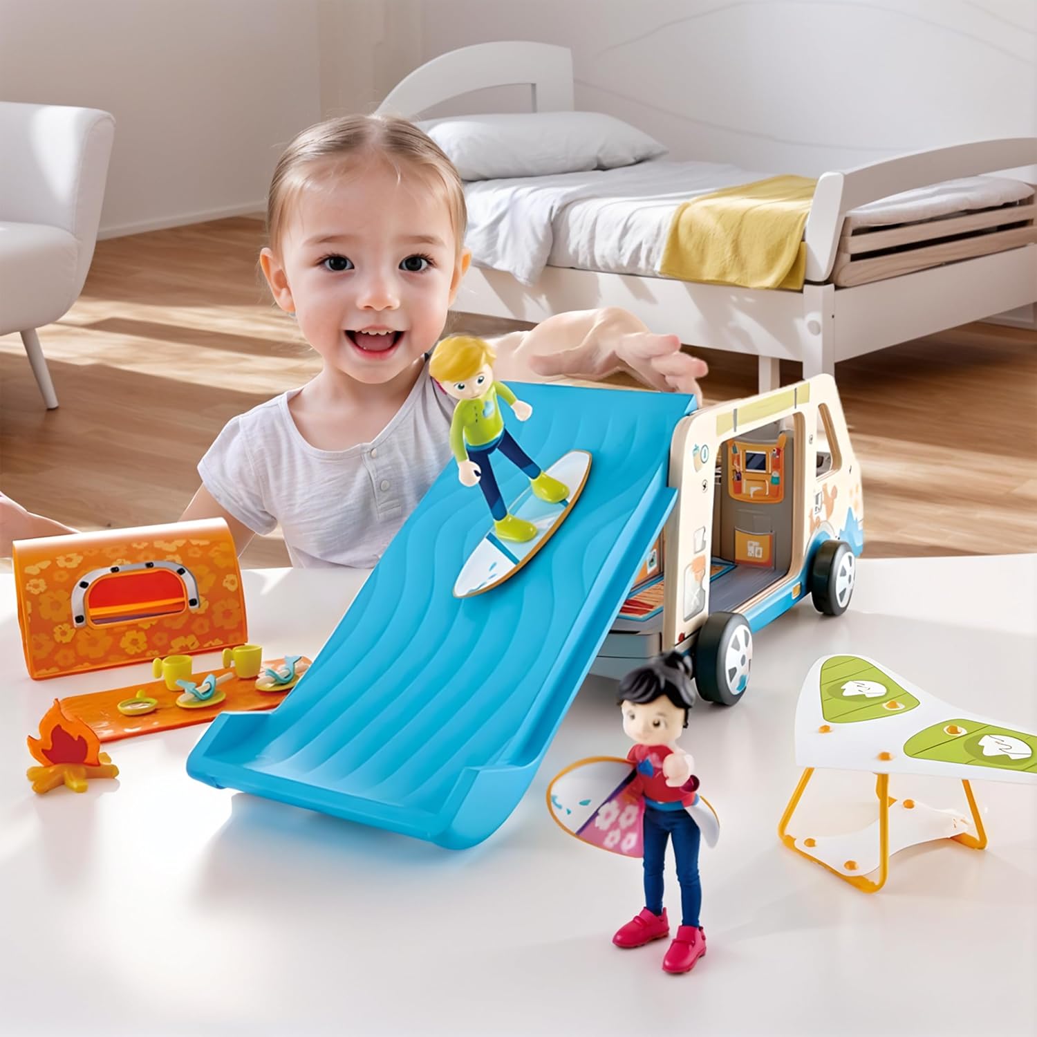 Adventure Van, Pretend Play with Action Figures