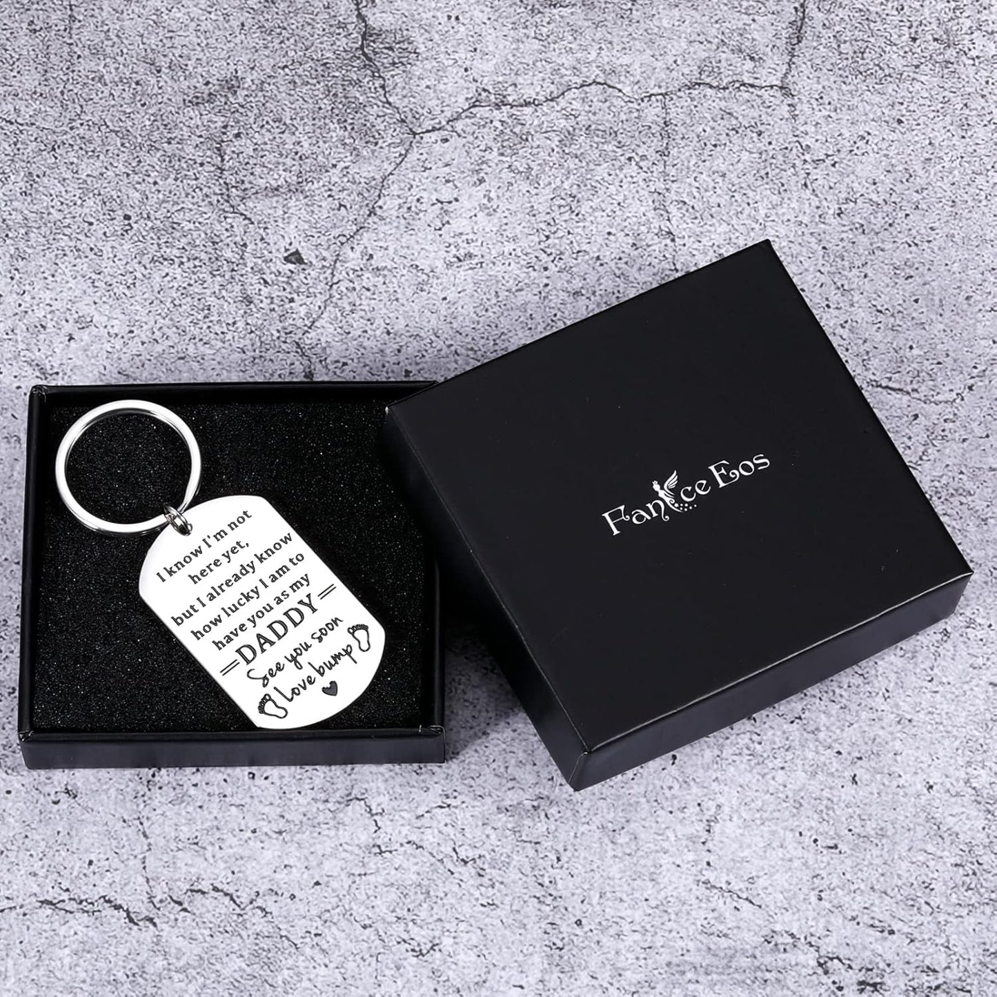 First Fathers Day for New Dad Gifts from Baby Boy Girl First Time Dad Daddy to Be Soon to Be Dad Keychain New Parents Pregnancy Announce Expecting Dad Gifts from Mom Wife Birthday Christmas