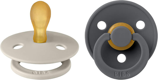 Pacifiers - Set of 2 | Colour Pacifier with Symmetrical Nipple | Bpa-Free Natural Rubber | Made in Denmark | Sand/Iron | Size 0-6 Months
