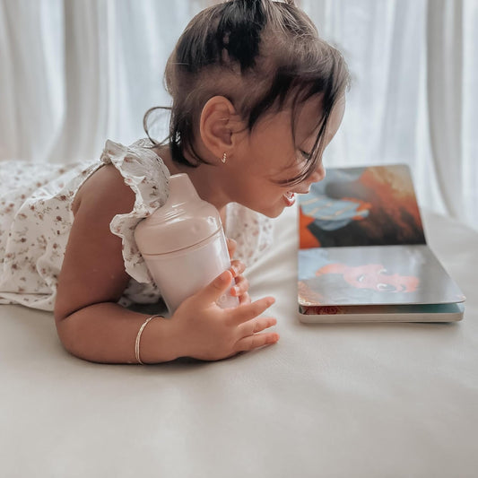 Nouka Insulated and Non-Spill Sippy Cup | Leak Proof and Easy Grip | Keeps Drinks Hot or Cold | Soft Sand